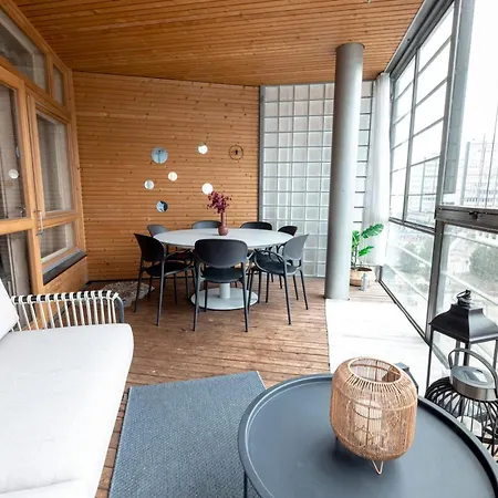 Apartamento 2ndhomes Luxurious Kamppi Center 2br With Sauna & Balcony