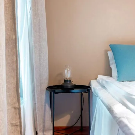 2ndhomes Luxurious Kamppi Center 2br With Sauna & Balcony *